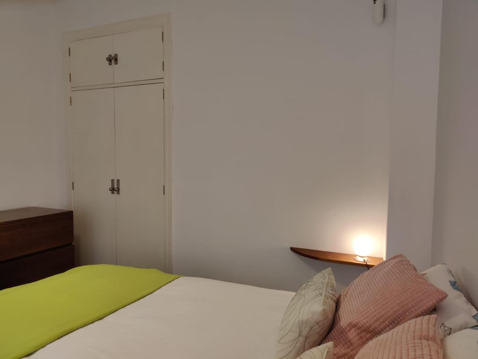 Luminoso Apartamento Exterior Con Balcon Y Patio En Centro Historico Feria-Alameda 塞维利亚 外观 照片