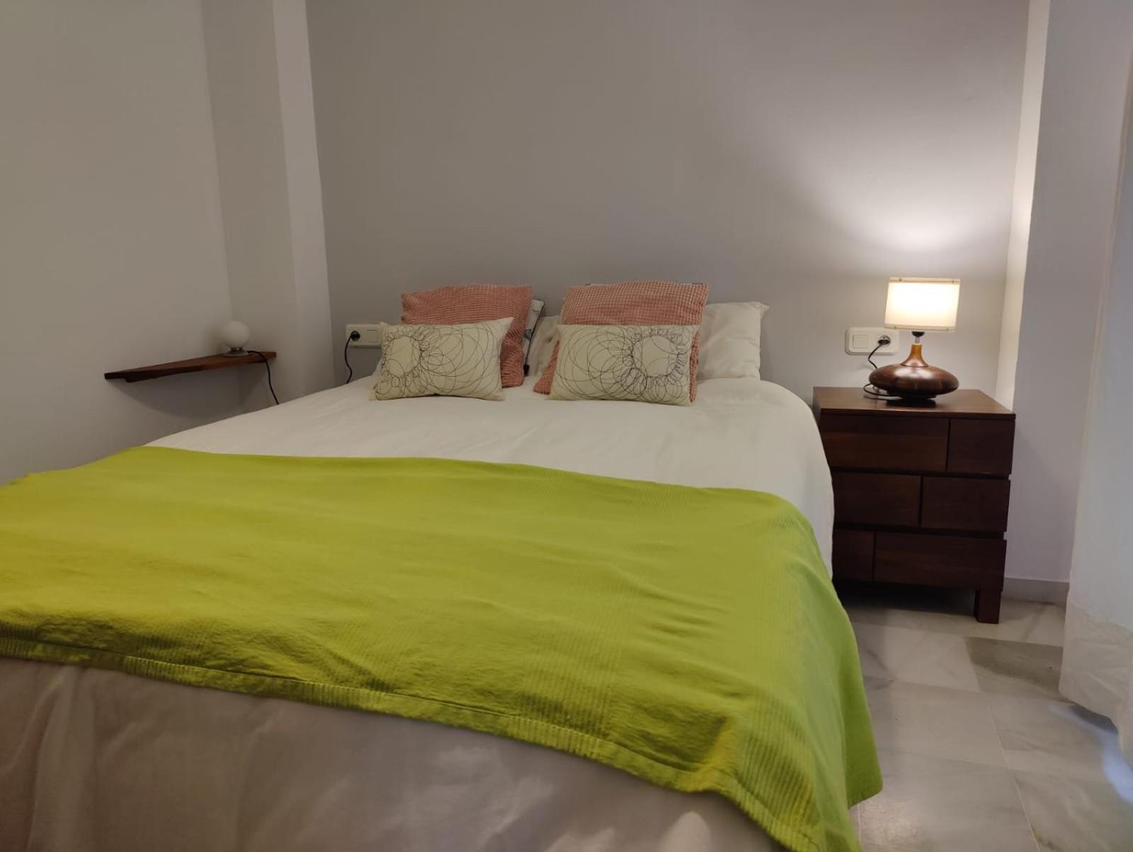 Luminoso Apartamento Exterior Con Balcon Y Patio En Centro Historico Feria-Alameda 塞维利亚 外观 照片