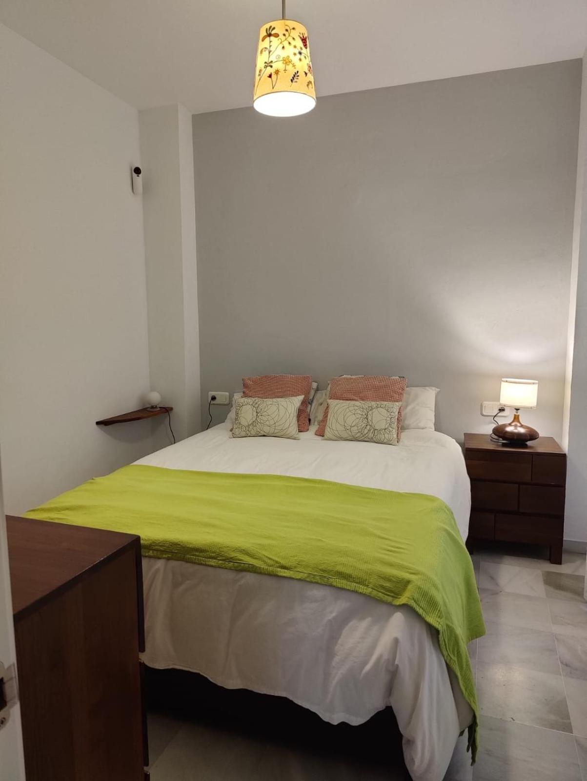 Luminoso Apartamento Exterior Con Balcon Y Patio En Centro Historico Feria-Alameda 塞维利亚 外观 照片